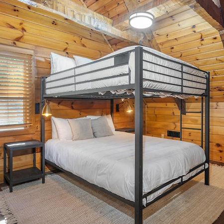 The Dudley Cabins By Avantstay Sevierville Kültér fotó